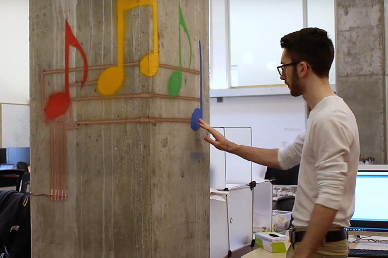 Le MIT crée une peinture conductrice qui rend les surfaces tactiles 